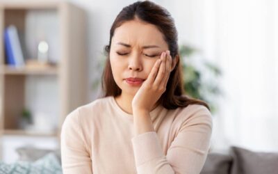 How to Handle Toothaches and Dental Emergencies at Home?